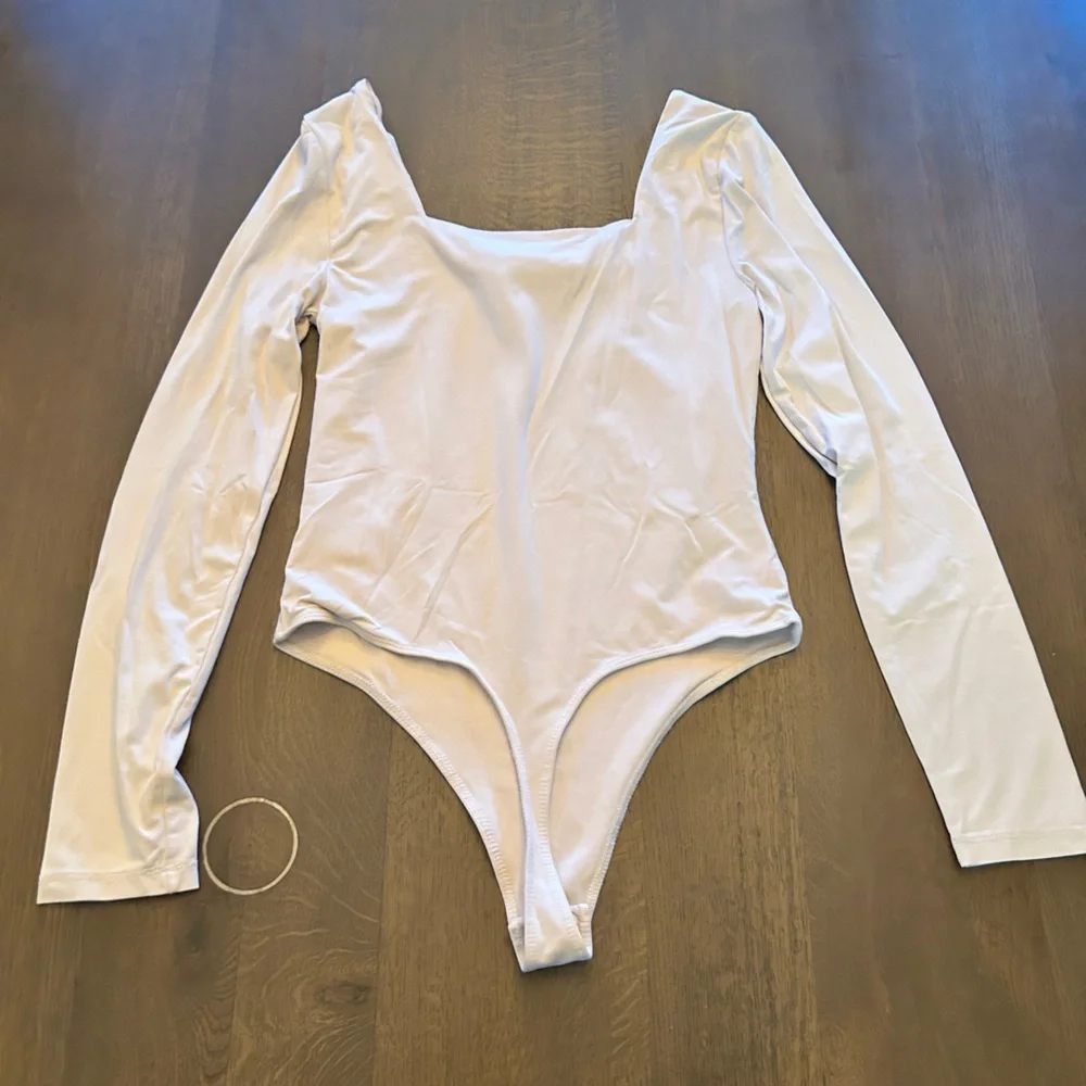 House of Harlow 1960 light cream long sleeve square neck bodysuit